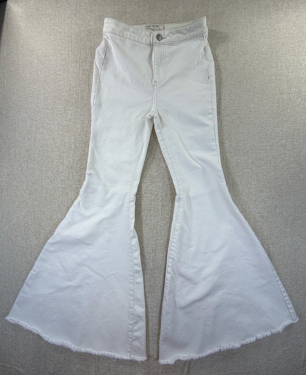 Free People Women's White 26 Flare Bottom Stretch Denim Jeans Hippie 60s Retro